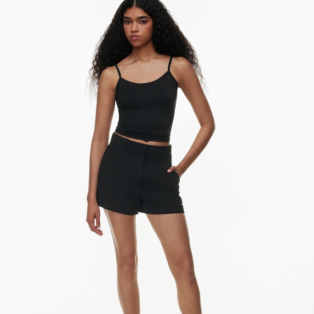 Aritzia Wilfred Anthem Short Black